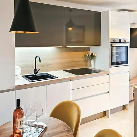 Apartament Cozy In *